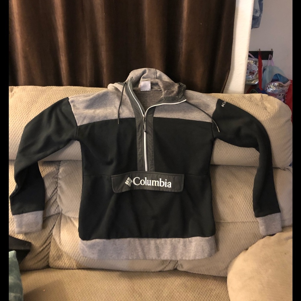 Columbia hoodie